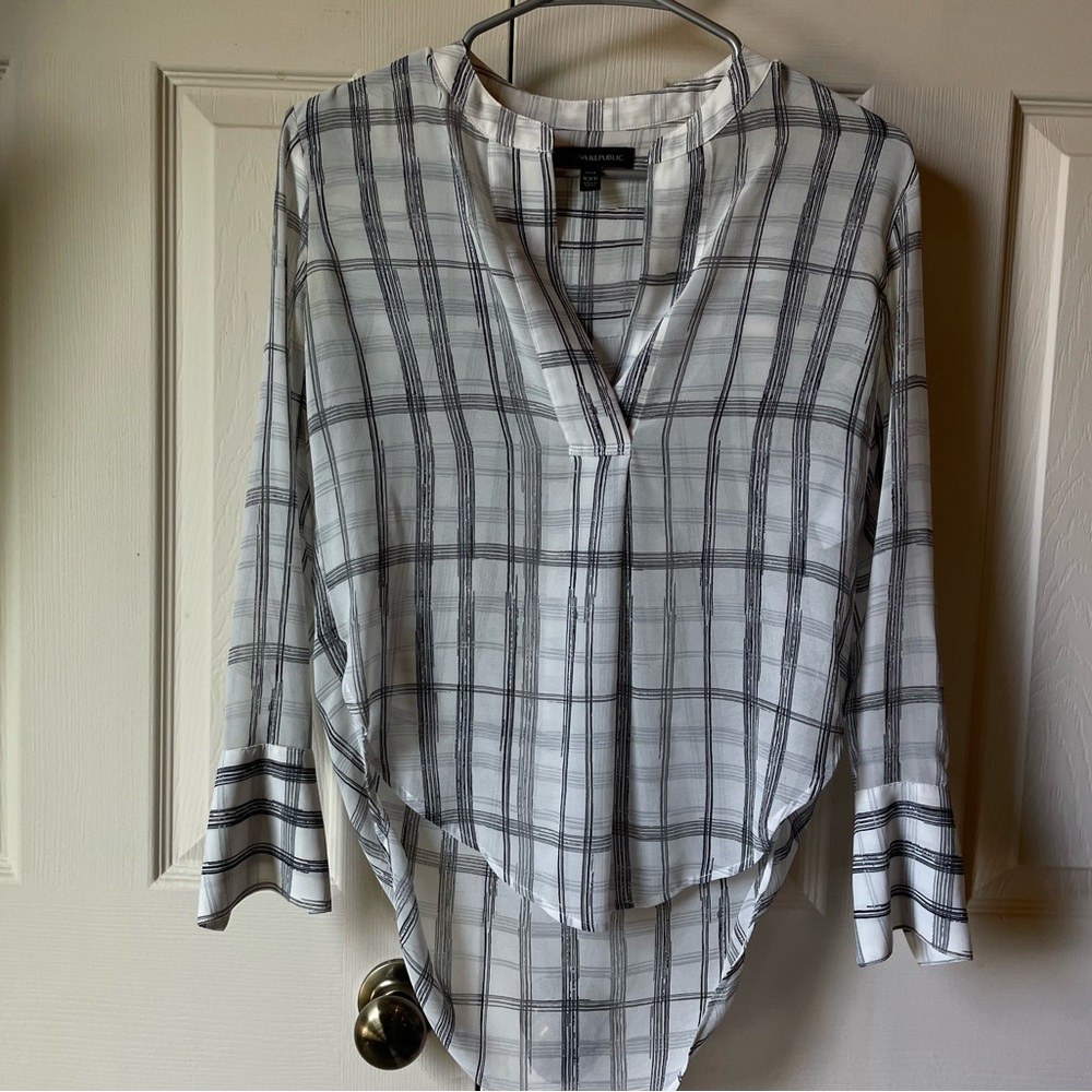 Banana Republic White and Gray Asymmetrical Blouse with Mandarin Collar